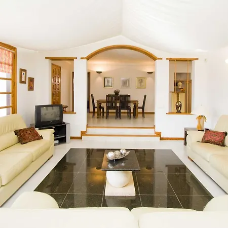 Modern Mojones Casa Penyas Blancas Dos 4 Bedrooms Private Heated Pool Puerto Del Carmen Vila *